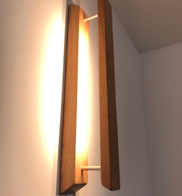 Lupas Real Wood Vertical LED wall light