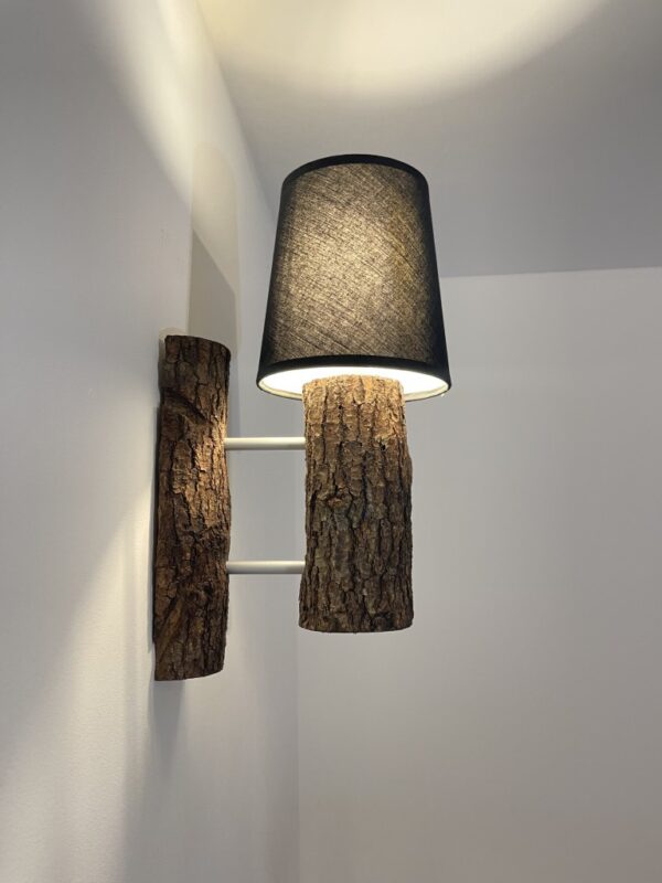 Antlia Real Log Wall Light